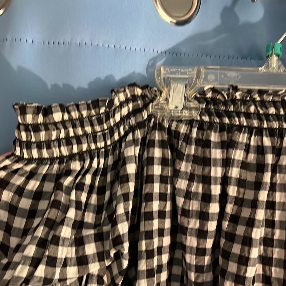 Gingham Top - Picture 2 of 4